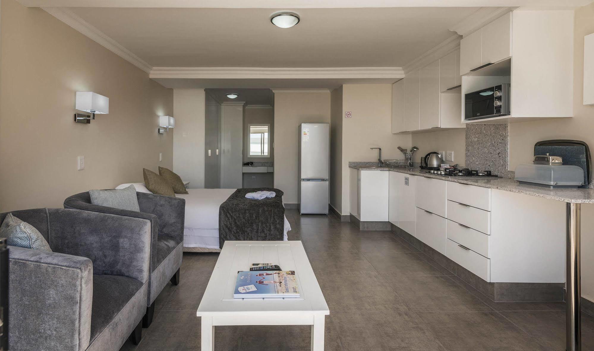 Inverness Cape Town Luaran gambar