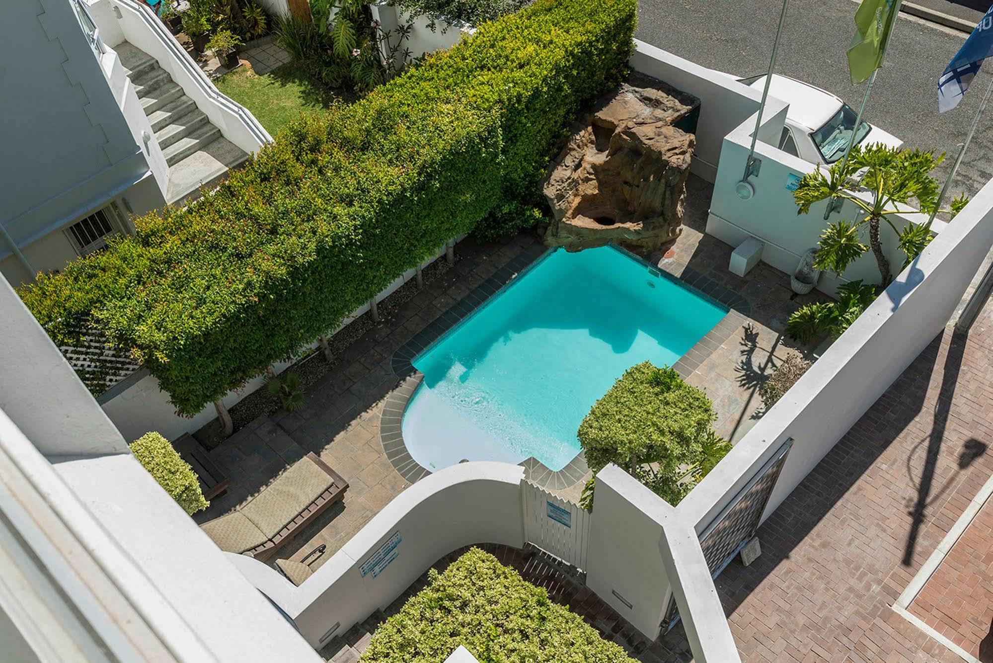 Inverness Cape Town Luaran gambar
